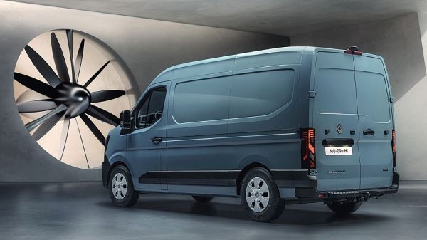 Новый Renault Master: немецкий стиль, улучшенная безопасность и отличная аэродинамика